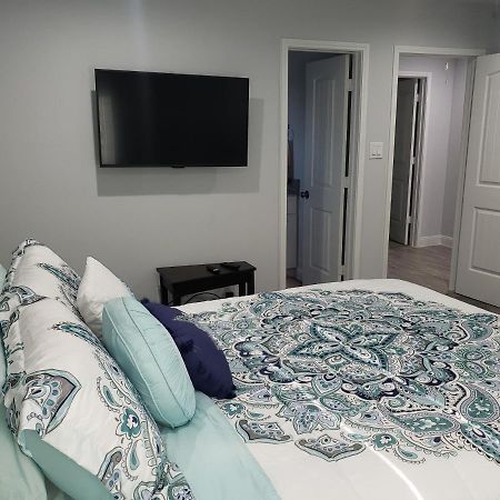 Home Away From Home Unit B Хюстън Екстериор снимка