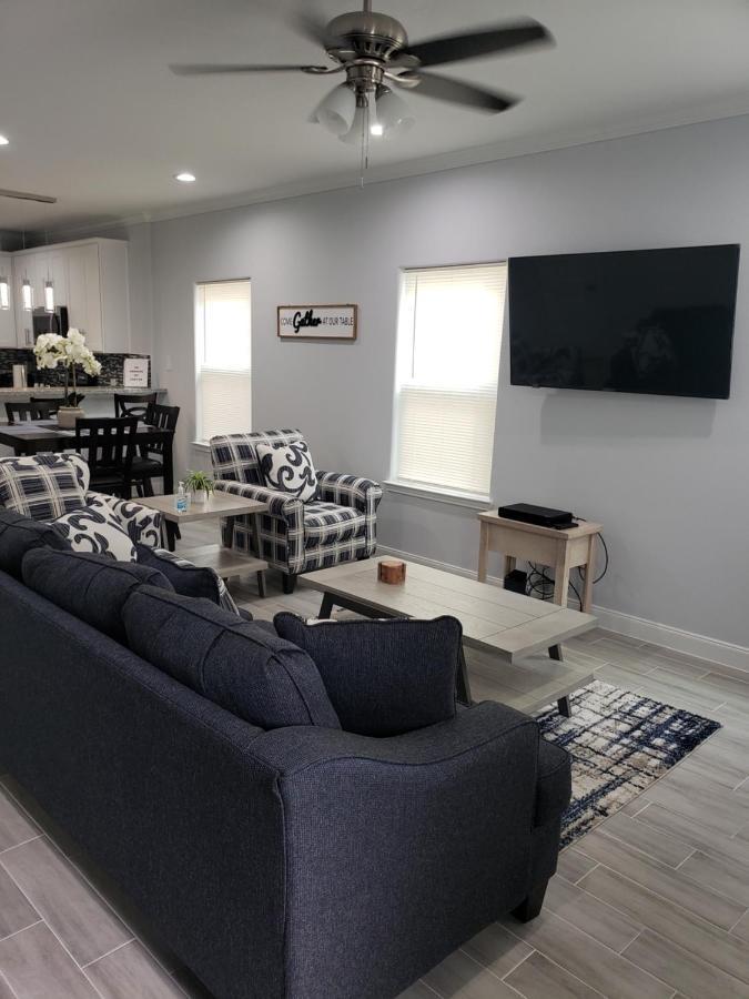 Home Away From Home Unit B Хюстън Екстериор снимка